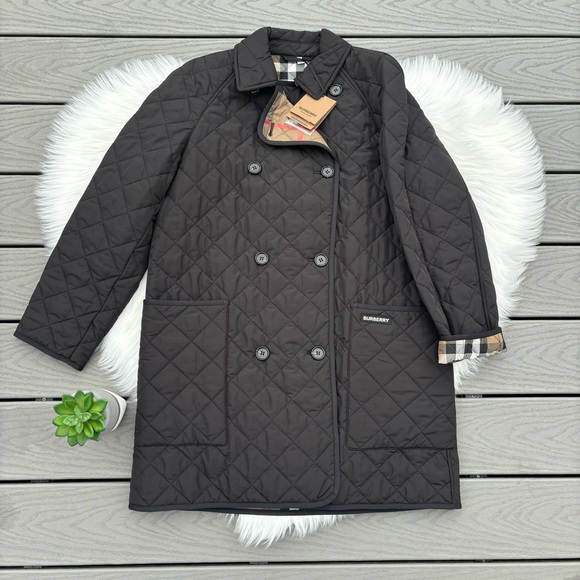 Burberry Black Quilted Jacket - Picture 1 of 6